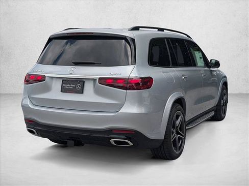 New 2026 Mercedes-Benz GLS 450 4MATIC image 2