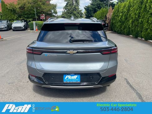 Used 2025 Chevrolet Equinox EV LT FWD image 9