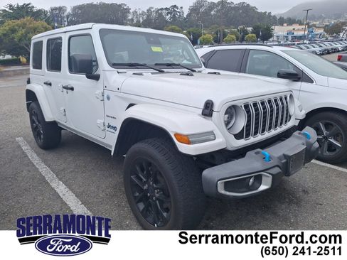 Used 2024 Jeep Wrangler Unlimited Sahara AWD/4WD image 1