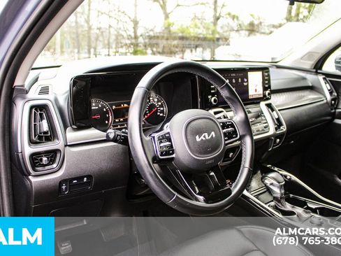 Used 2022 Kia Sorento S FWD image 23