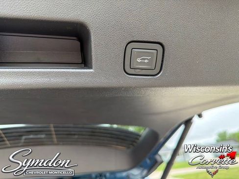 Used 2026 Chevrolet Traverse High Country w/ LPO, Floor Liner Package AWD/4WD image 24