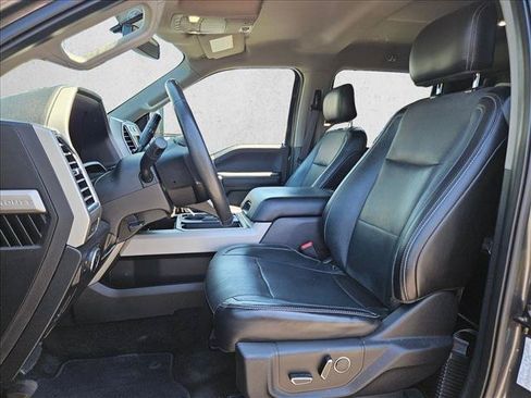 Used 2017 Ford F250 Lariat w/ Lariat Value Package AWD/4WD image 11