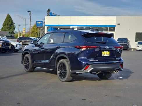 New 2026 Toyota Highlander XSE image 4