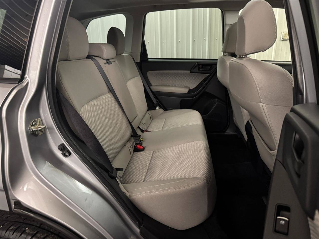 Used 2017 Subaru Forester 2.5i Premium w/ All-Weather Package AWD/4WD image 10