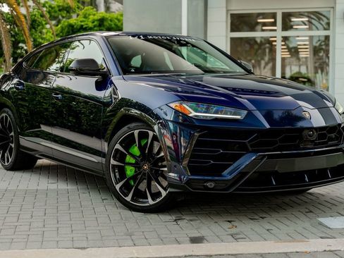 Used 2020 Lamborghini Urus image 7