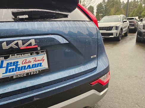 New 2026 Kia Niro EX image 25