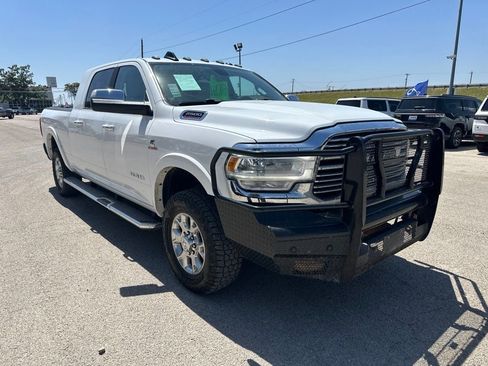 Used 2022 RAM 2500 Laramie w/ Protection Group AWD/4WD image 3