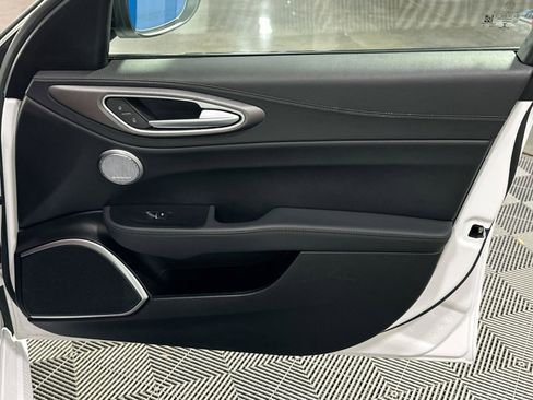 Used 2022 Alfa Romeo Giulia Veloce image 39