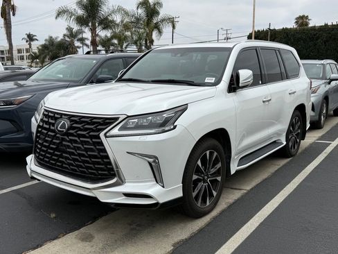 Used 2021 Lexus LX 570 4WD w/ Sport Package image 3