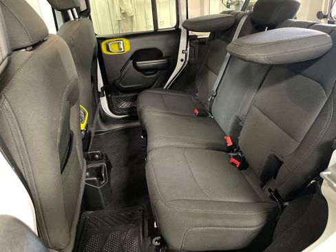 Used 2020 Jeep Wrangler Unlimited Sport AWD/4WD image 13