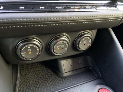 Used 2026 Nissan Z NISMO w/ Floor Mat Package RWD image 30