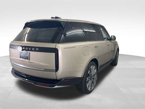 New 2026 Land Rover Range Rover SE image 4