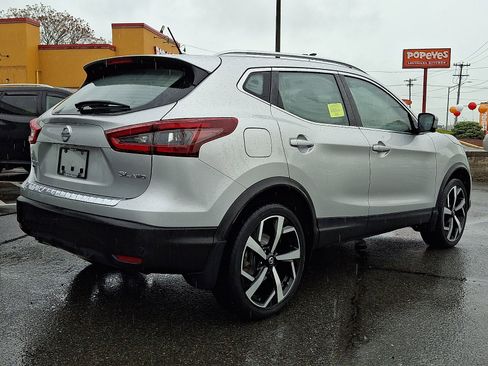 Used 2022 Nissan Rogue Sport SL w/ Premium Package AWD/4WD image 6