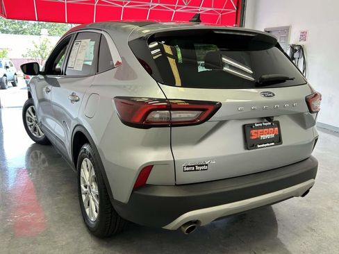Used 2024 Ford Escape Active FWD image 6