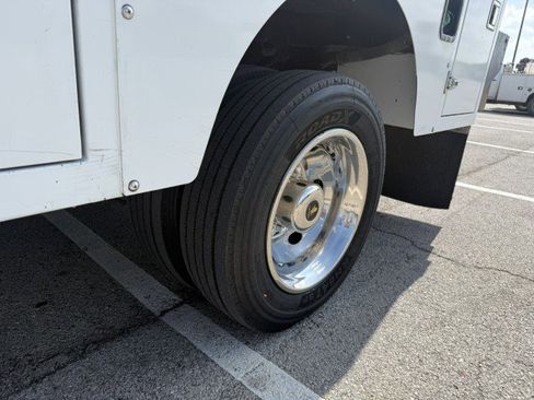 Used 2022 RAM 5500 Tradesman AWD/4WD image 23