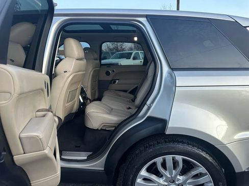 Used 2016 Land Rover Range Rover Sport HSE image 12
