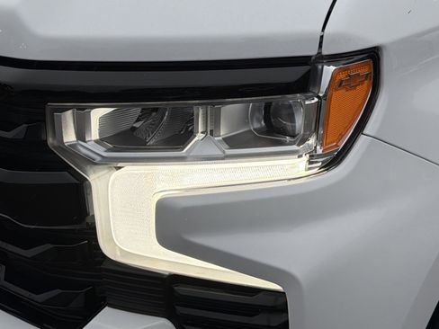 Used 2024 Chevrolet Silverado 1500 LT Trail Boss w/ Convenience Package II image 15