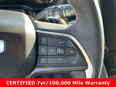 Used 2023 Jeep Grand Cherokee Laredo w/ Luxury Tech Group I AWD/4WD image 29
