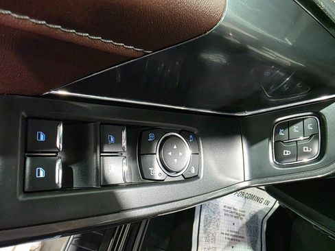 Used 2021 Ford F150 Lariat w/ Equipment Group 502A High image 19