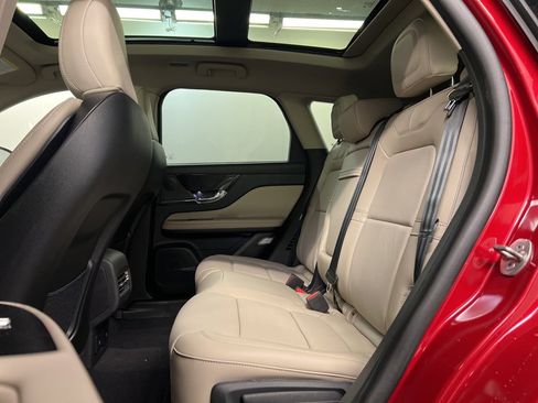 New 2026 Lincoln Corsair Reserve image 27