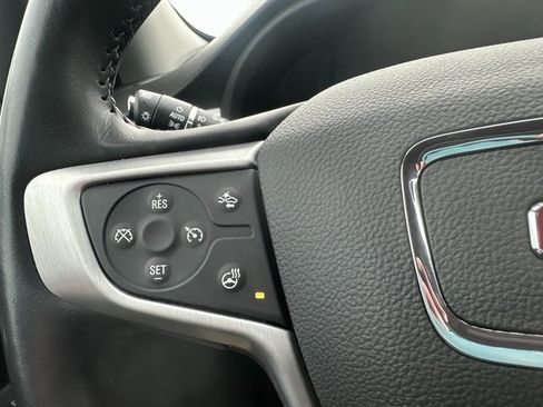 Used 2022 GMC Acadia SLT w/ Technology Package image 39