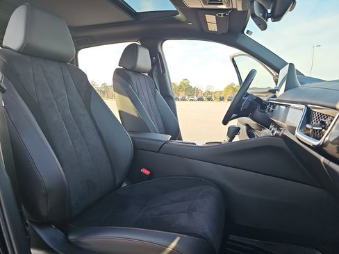 Used 2025 Acura ADX A-Spec image 10