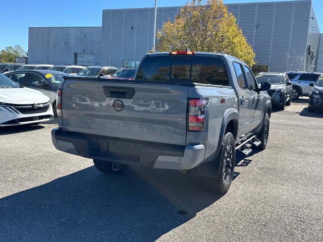 Used 2022 Nissan Frontier PRO-4X AWD/4WD image 4