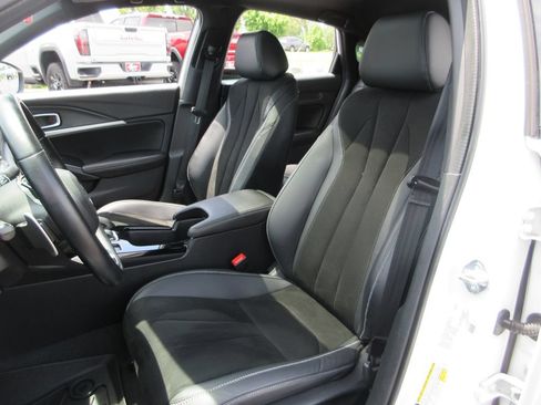Used 2023 Acura Integra A-Spec FWD image 16