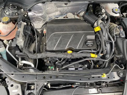 Certified 2024 Chevrolet Trax RS w/ Driver Confidence Package FWD image 21