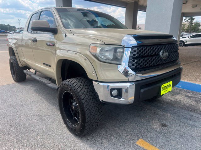 Used 2019 Toyota Tundra SR5 w/ SR5 Upgrade Package AWD/4WD image 3