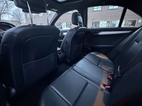 Used 2010 Mercedes-Benz C 300 4MATIC Sedan image 10