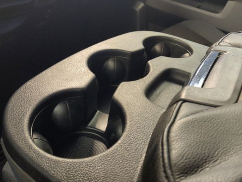 Used 2017 RAM 1500 Big Horn RWD image 26