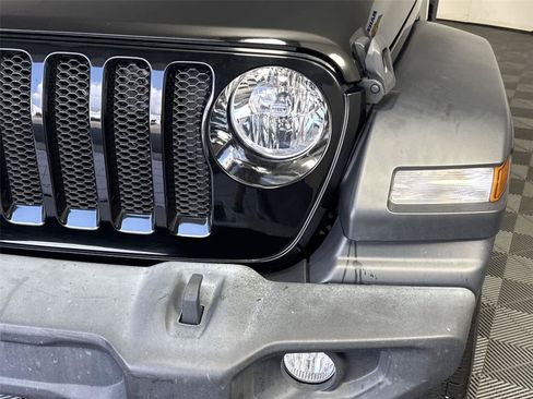 Used 2020 Jeep Wrangler Unlimited Sport S AWD/4WD image 9