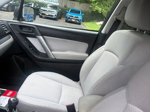 Used 2015 Subaru Forester 2.5i Premium AWD/4WD image 14
