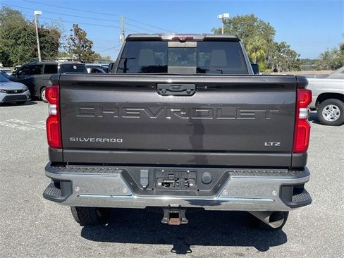 Used 2020 Chevrolet Silverado 2500 LTZ w/ LTZ Premium Package image 15