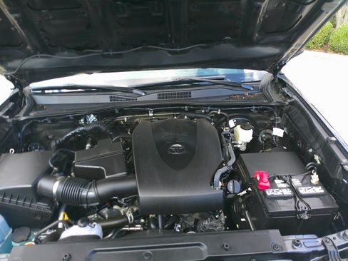 Used 2023 Toyota Tacoma SR5 image 34