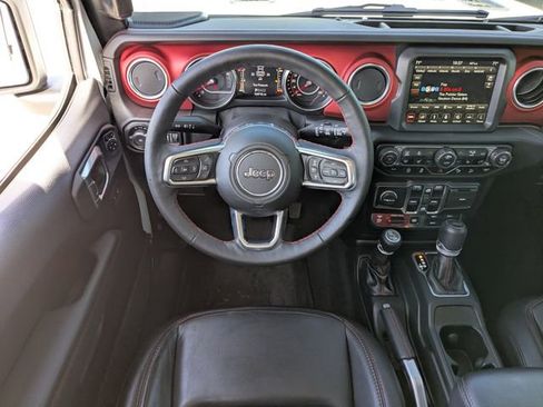 Used 2019 Jeep Wrangler Unlimited Rubicon AWD/4WD image 14