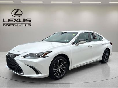 Certified 2023 Lexus ES 350 w/ Premium Package