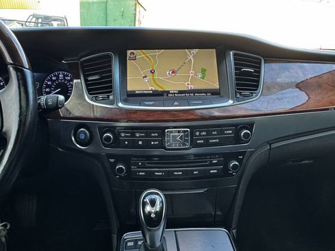 Used 2015 Hyundai Equus Signature image 18