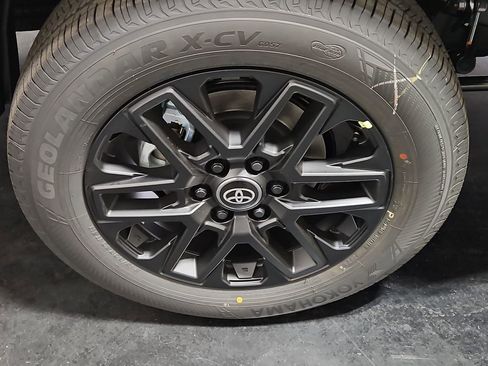 New 2026 Toyota Tundra SR5 image 11