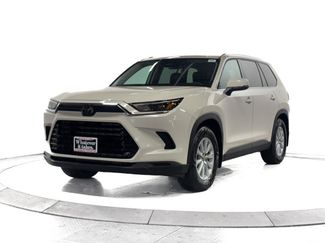 Certified 2024 Toyota Grand Highlander XLE video 3