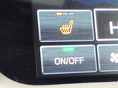 Certified 2025 Subaru Outback Limited image 21