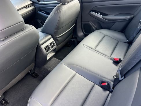 New 2025 Nissan Altima 2.5 SL image 14