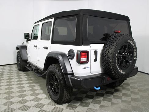 Used 2023 Jeep Wrangler Unlimited w/ Cold Weather Group AWD/4WD image 29