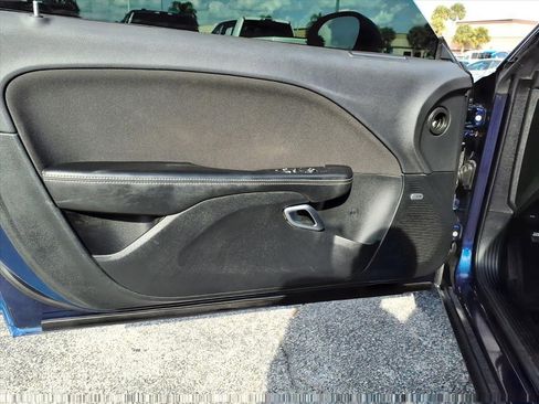 Used 2017 Dodge Challenger R/T w/ Blacktop Package image 22