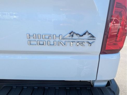 Used 2023 Chevrolet Silverado 1500 High Country AWD/4WD image 8