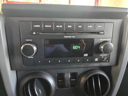 Used 2010 Jeep Wrangler Sport AWD/4WD image 12