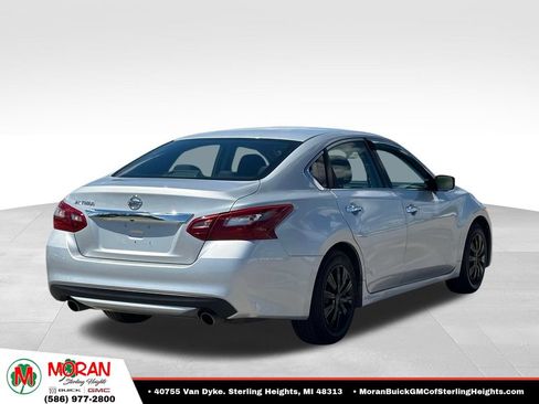Used 2018 Nissan Altima 2.5 S w/ S Convenience Package FWD image 4
