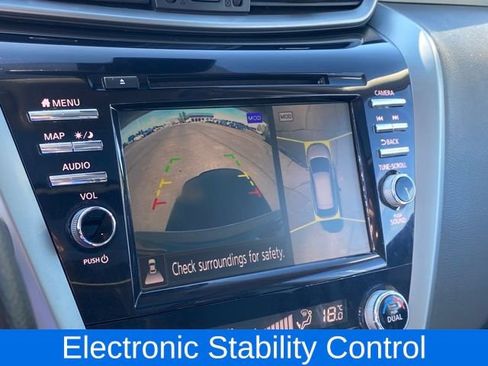 Used 2023 Nissan Murano SL image 12