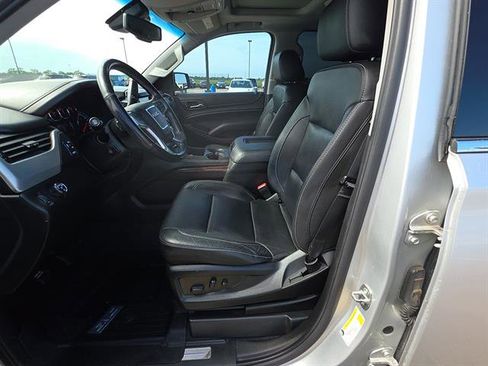 Used 2019 GMC Yukon XL SLT w/ Open Road Package RWD image 10